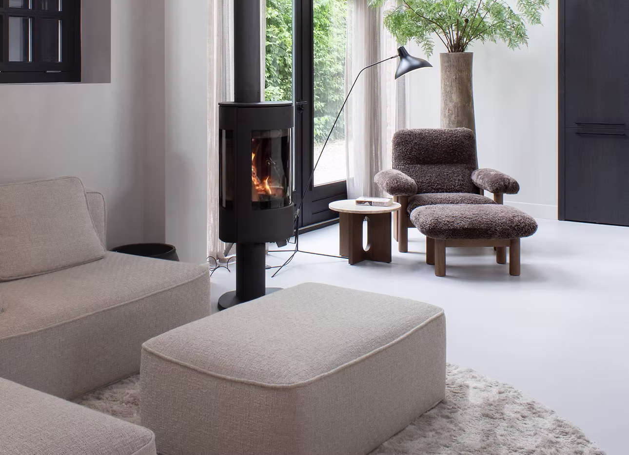 LIVING SPACES with Oxidestuc metallic microcement